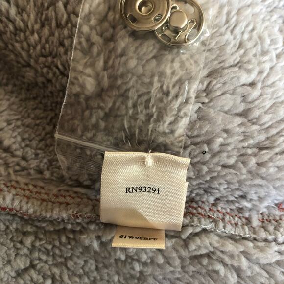 Dylan red faux shearling vest snap closure Medium - Picture 13 of 15